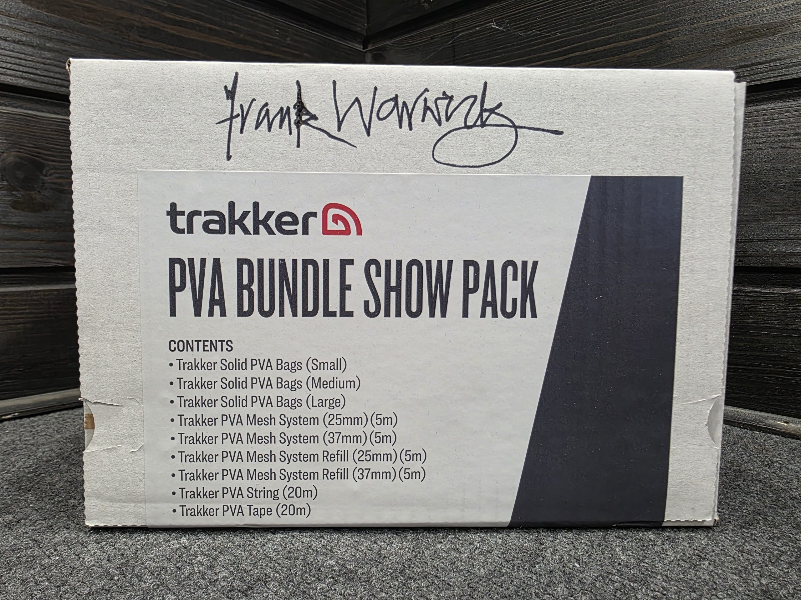 Trakker PVA Bundle Pack – Frank Warwick által dedikált limitált kiadás